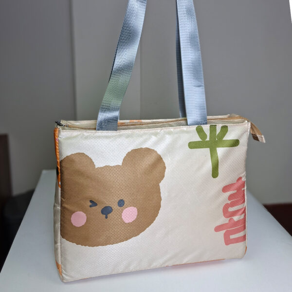 Chinese Traditional Style Handbag with Elegant Design for Women Shopping, Office, and Travel